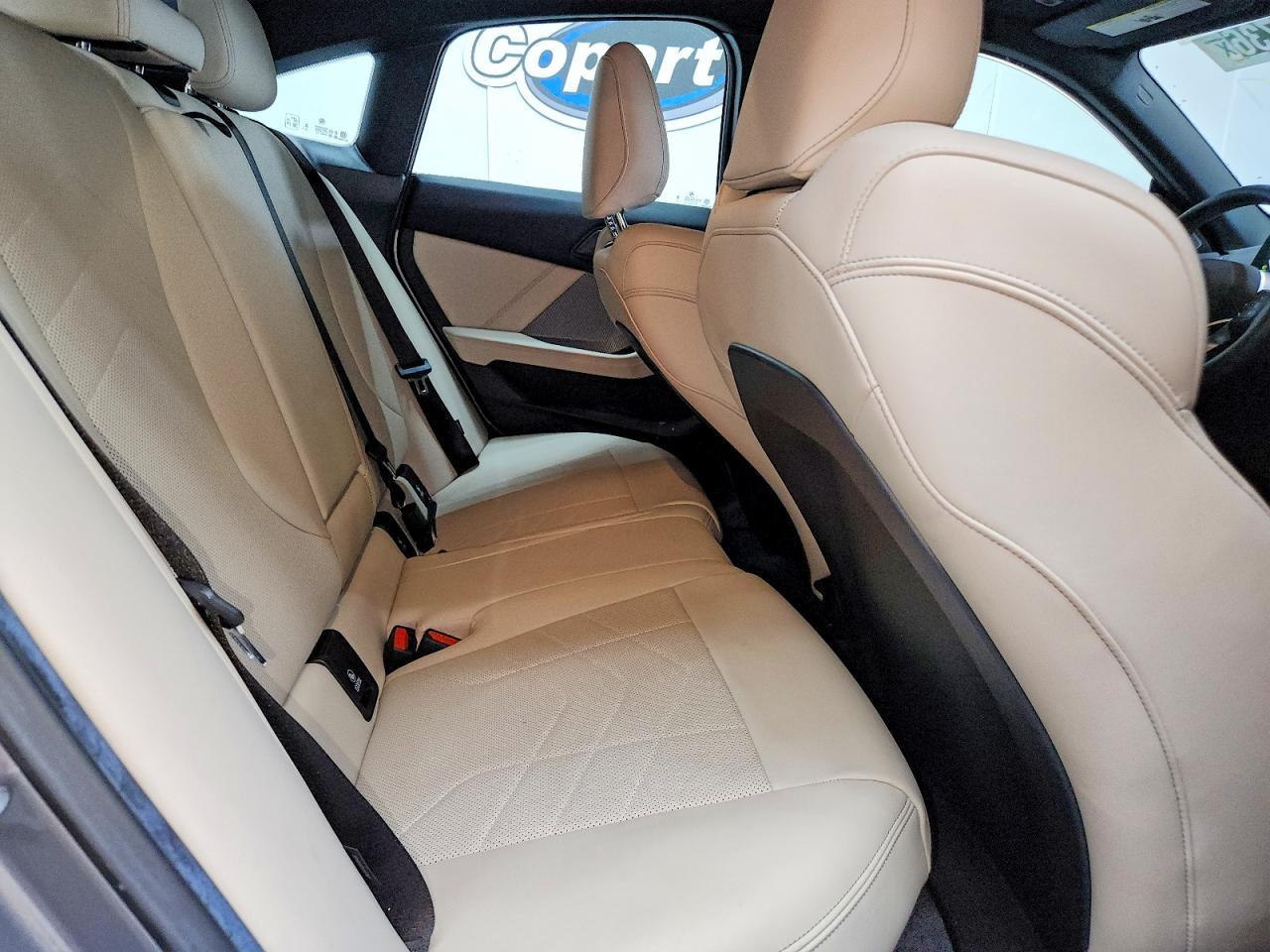 2026 BMW 228 - zdjęcie 10