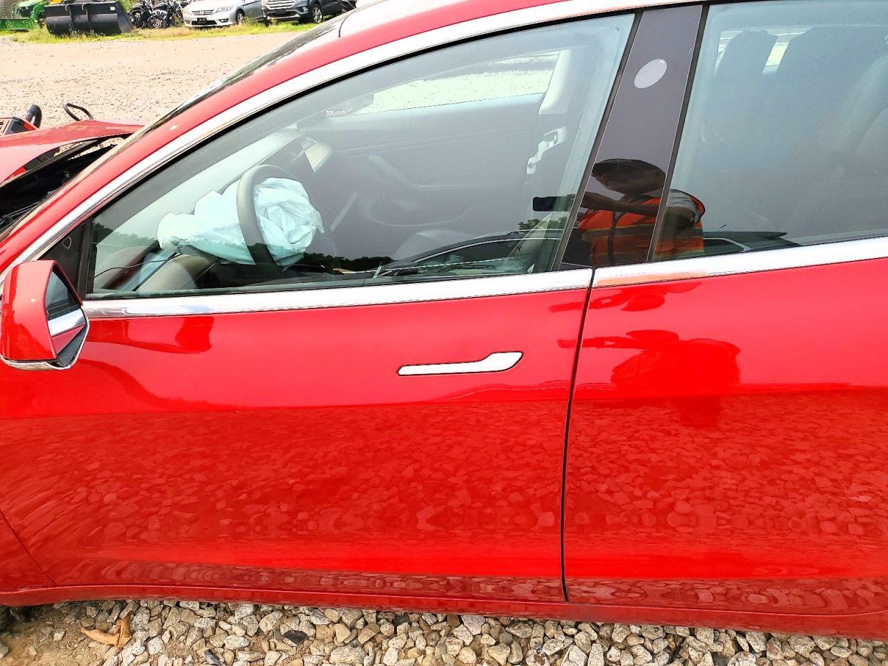 2020 Tesla Model 3 - zdjęcie 7