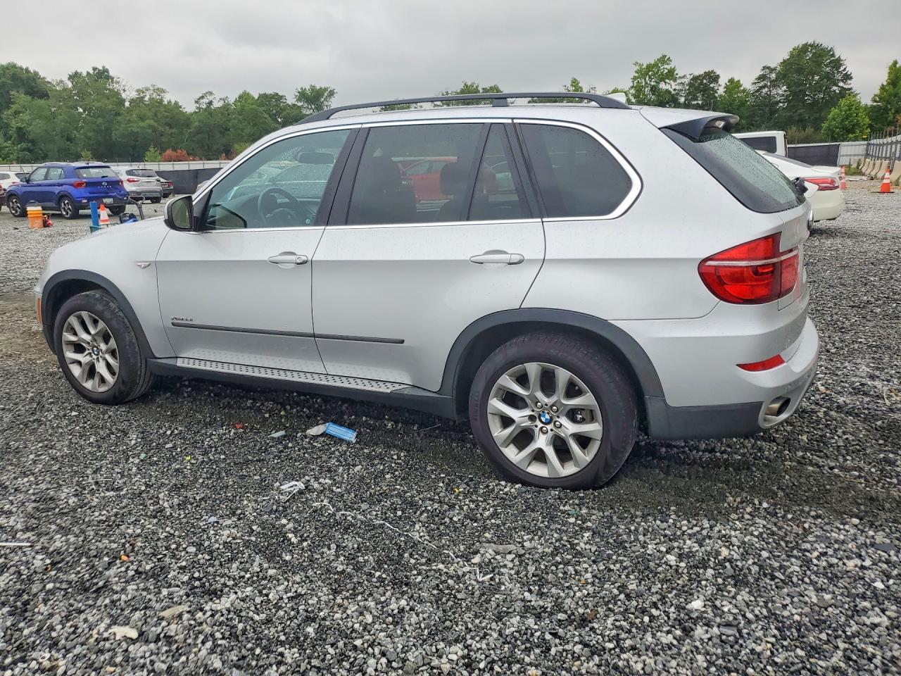 2013 BMW X5 xDrive35I - zdjęcie 2