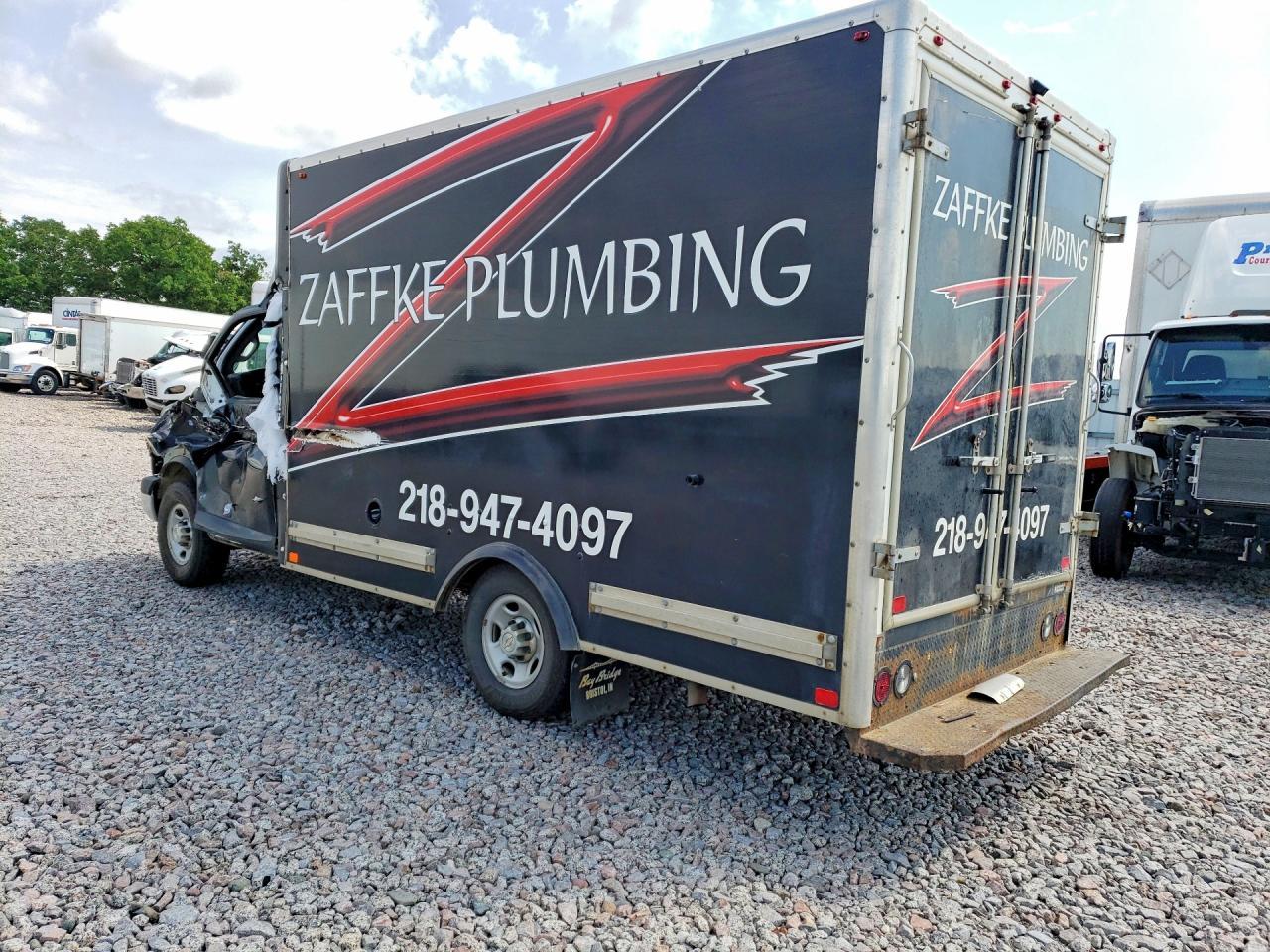 2019 Chevrolet Express - zdjęcie 2