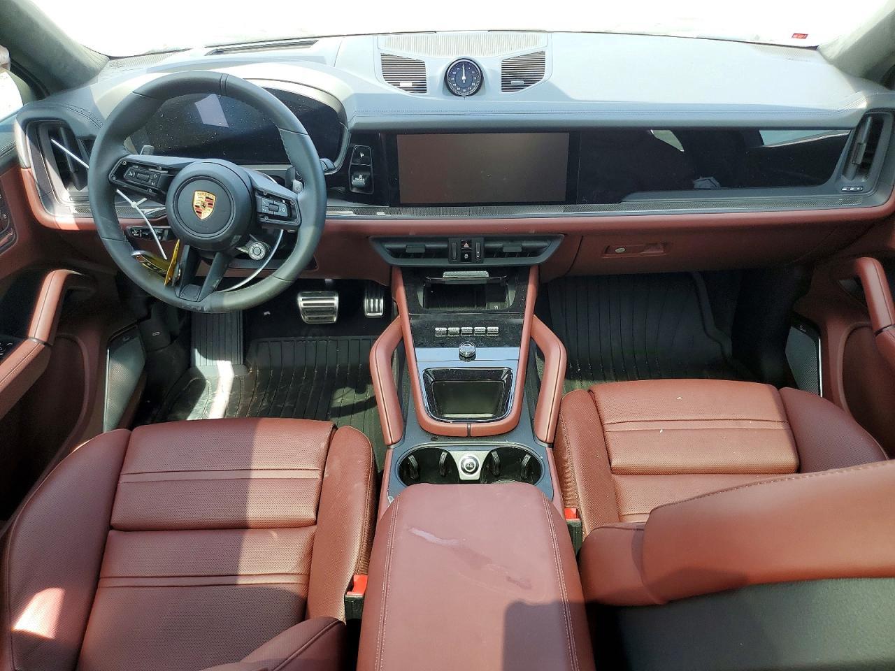 2026 Porsche Cayenne Gts Coupe - zdjęcie 15