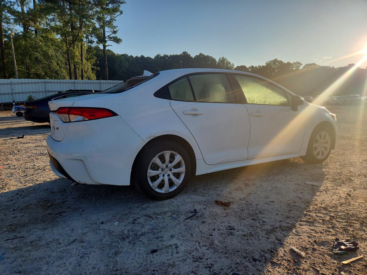 2020 Toyota Corolla Le - zdjęcie 3