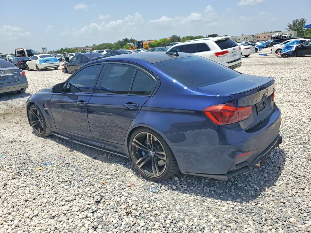 2016 BMW M3 - zdjęcie 2