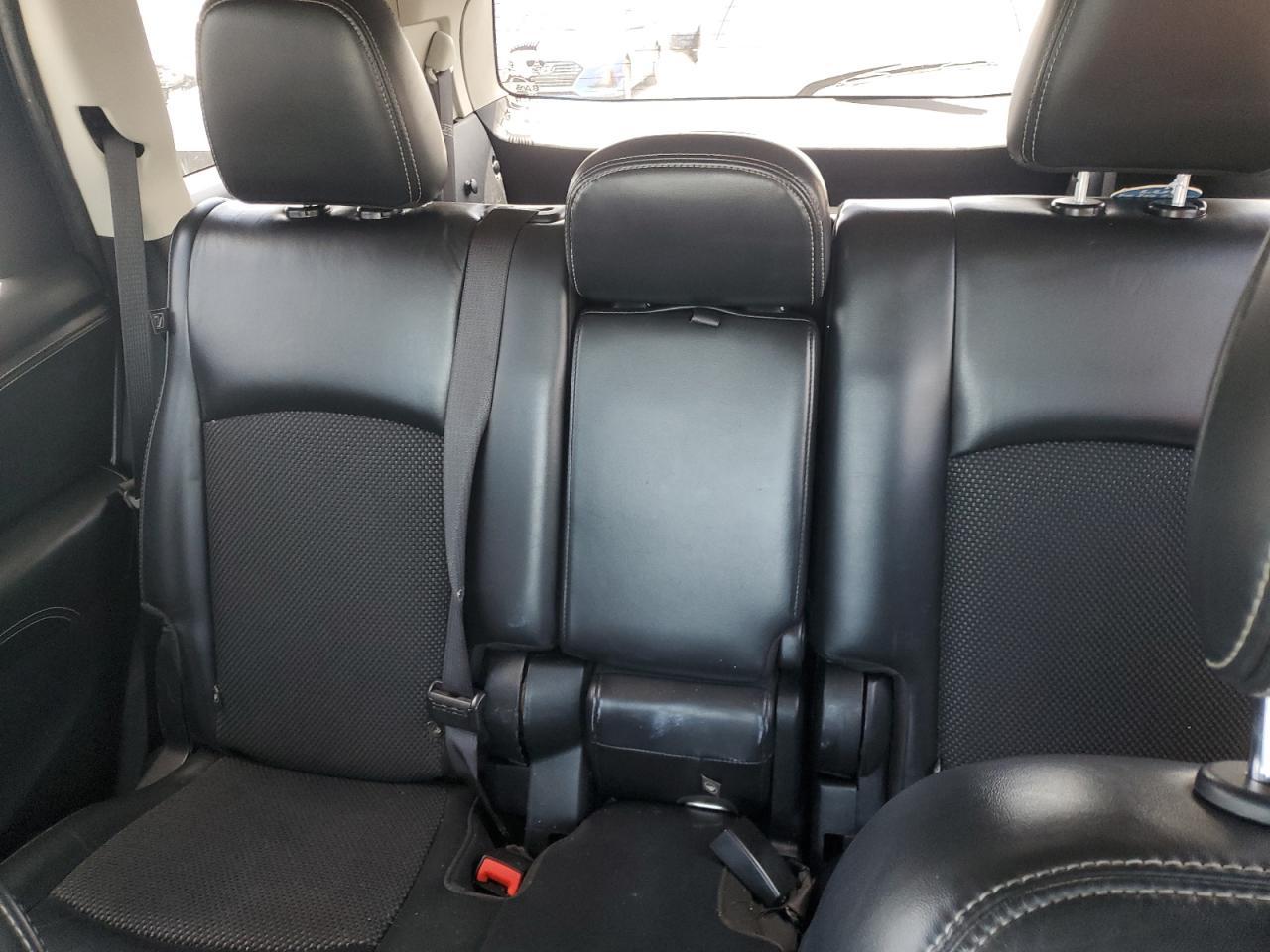 2017 Dodge Journey Crossroad - zdjęcie 10