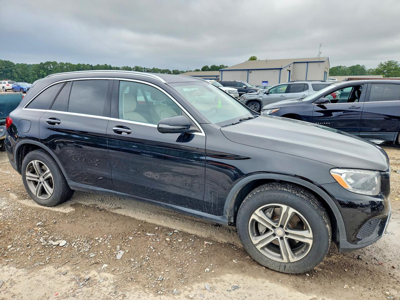 2017 Mercedes-Benz Glc 300 - zdjęcie 4