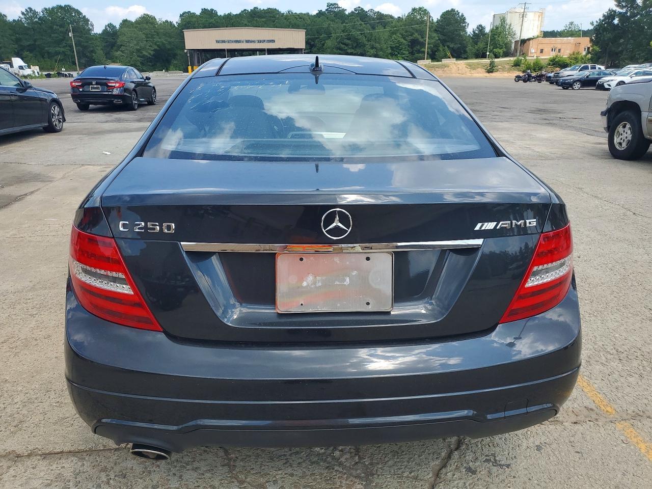 2015 Mercedes-Benz C 250 - zdjęcie 6