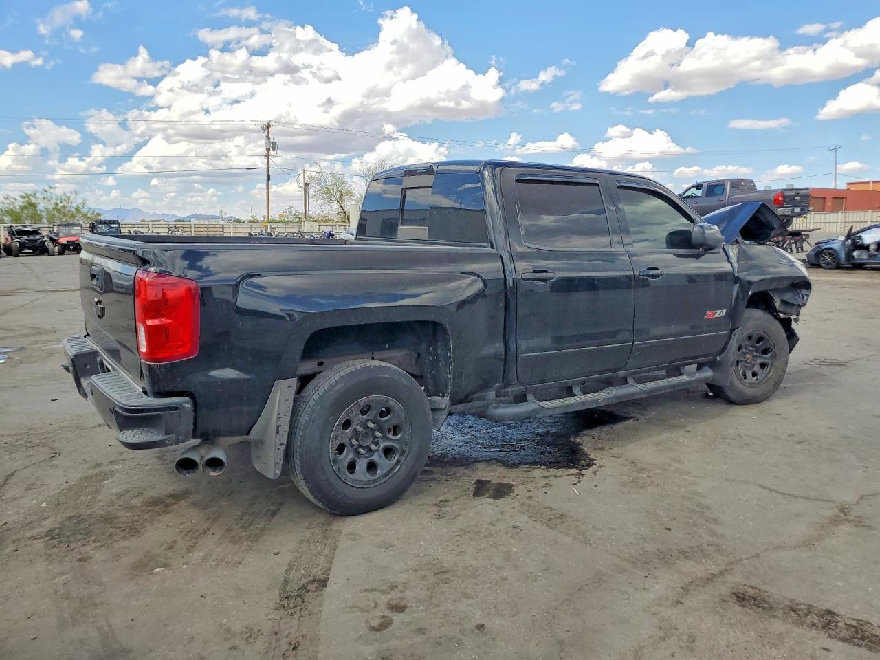 2017 Chevrolet 1500 Silverado - zdjęcie 3