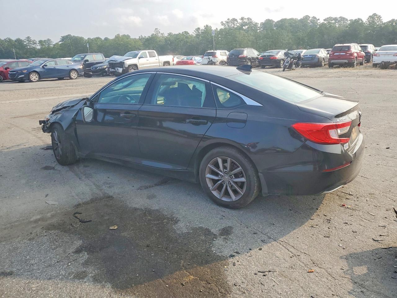 2021 Honda Accord Lx - zdjęcie 2