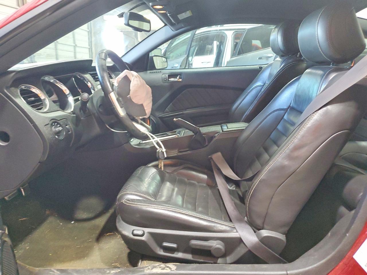 2014 Ford Mustang - zdjęcie 7