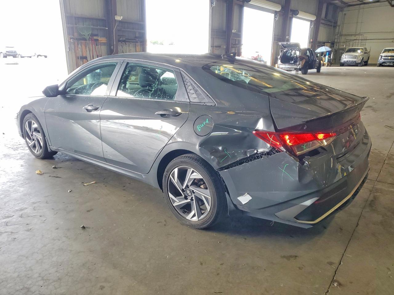 2025 Hyundai Elantra Sel Sport - zdjęcie 2
