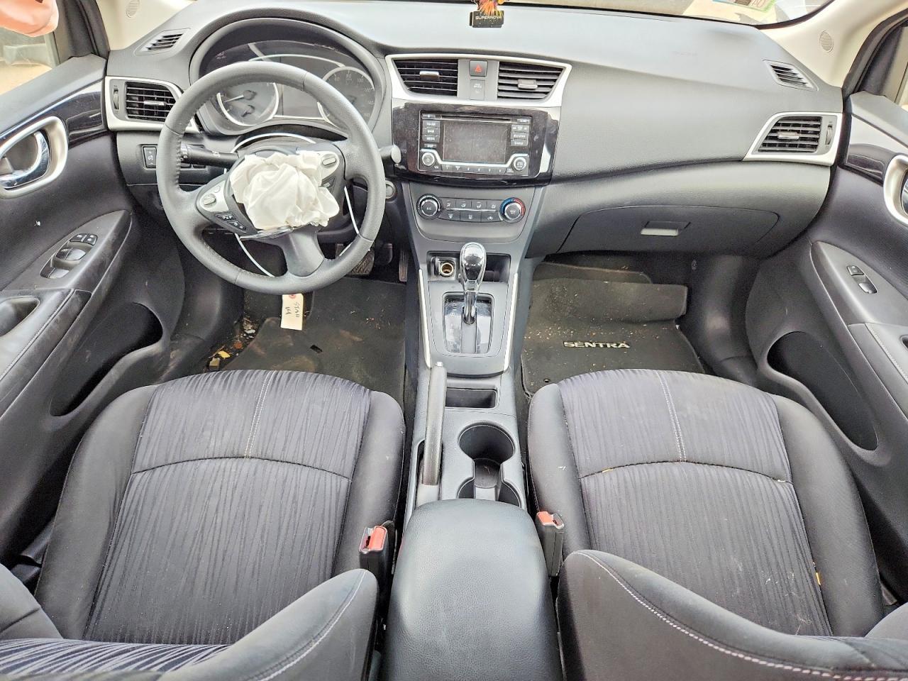 2017 Nissan Sentra Sv - zdjęcie 8