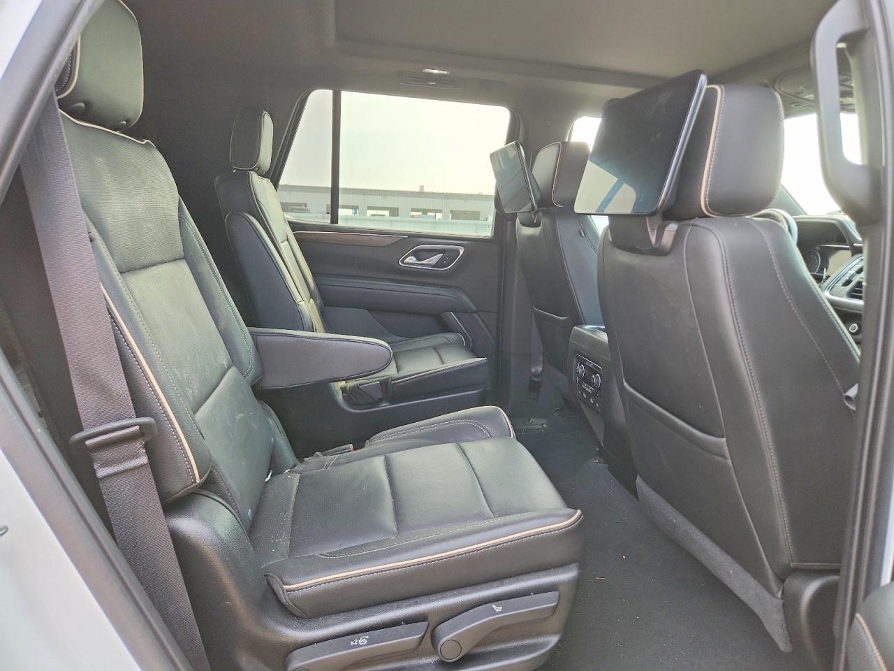 2021 Chevrolet Tahoe K1500 Premier - zdjęcie 11