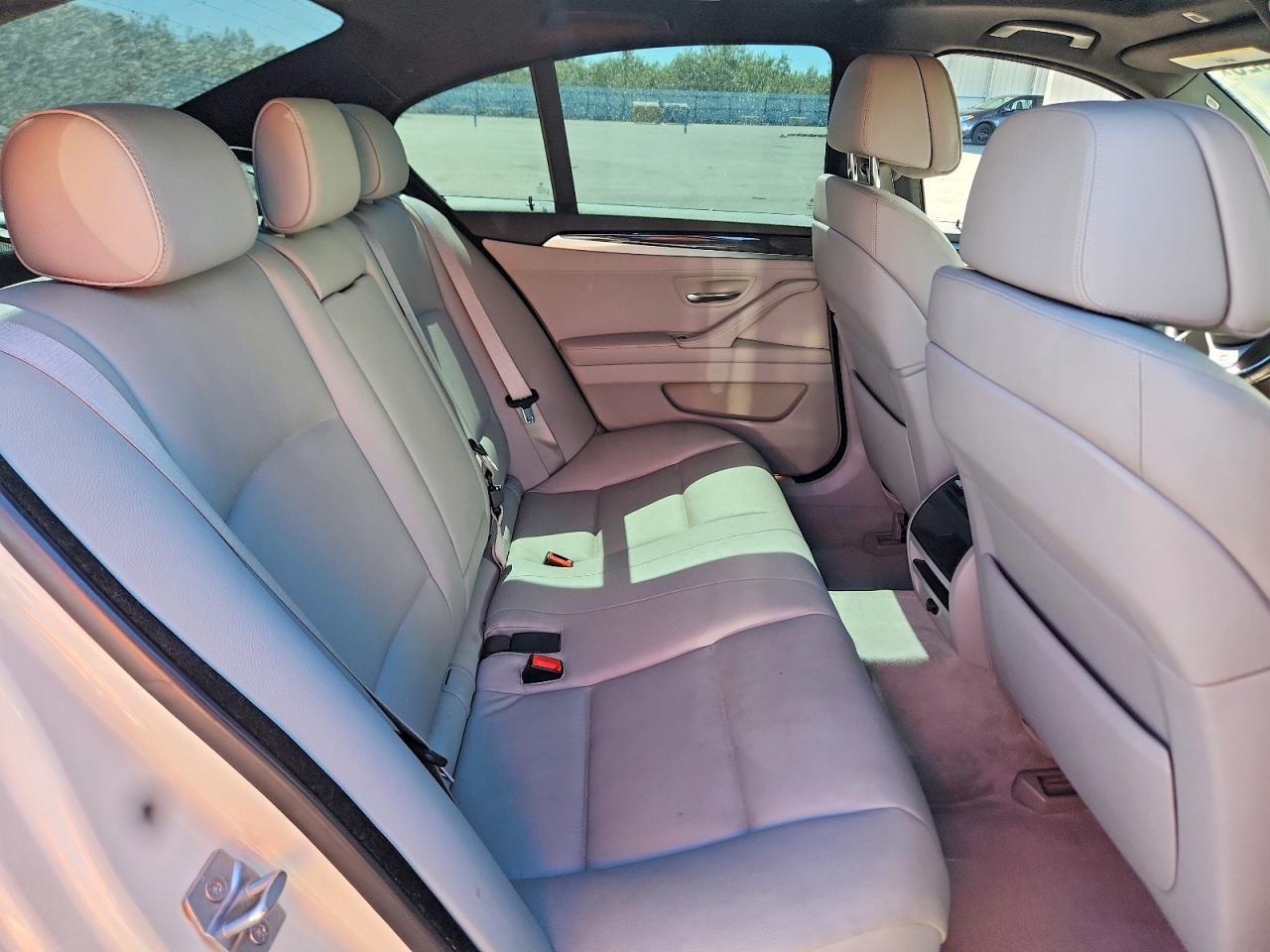 2013 BMW 535 I - zdjęcie 10