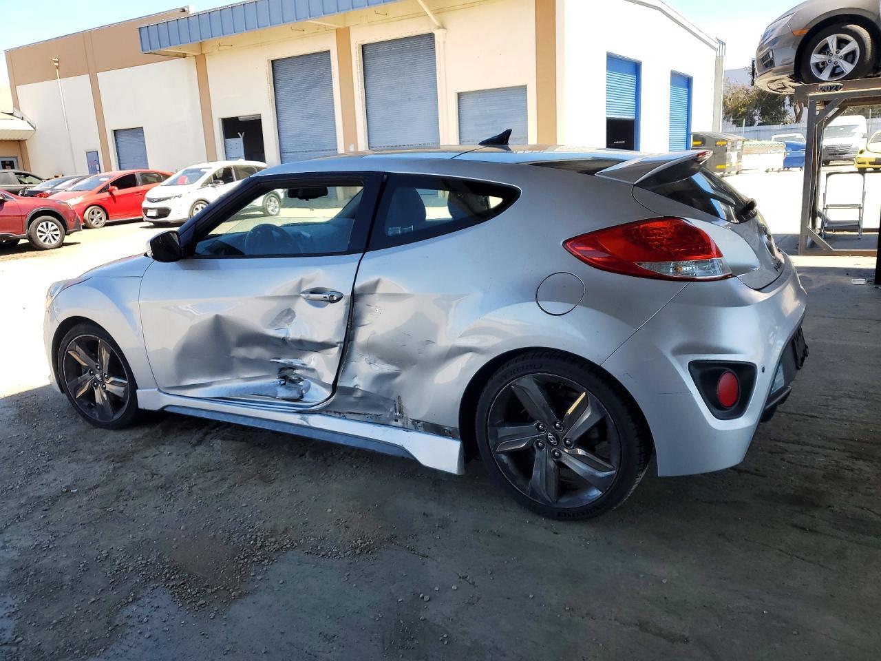 2015 Hyundai Veloster Turbo - zdjęcie 2