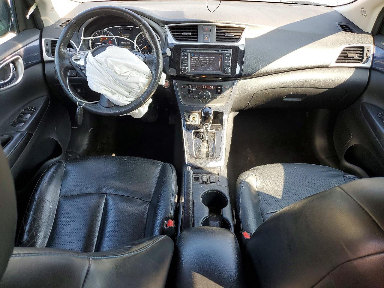 2018 Nissan Sentra - zdjęcie 8