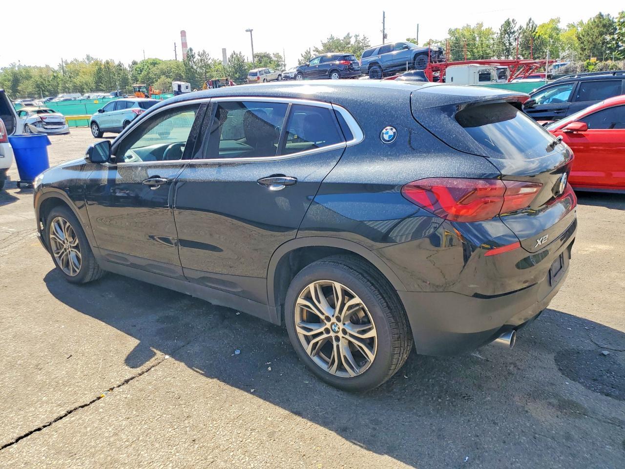 2022 BMW X2 xDrive28I - zdjęcie 2