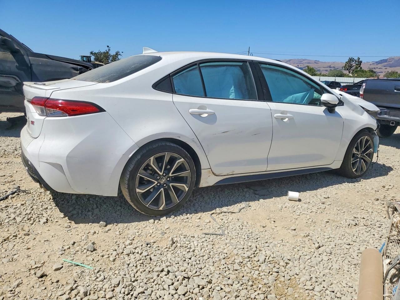 2021 Toyota Corolla Se - zdjęcie 3