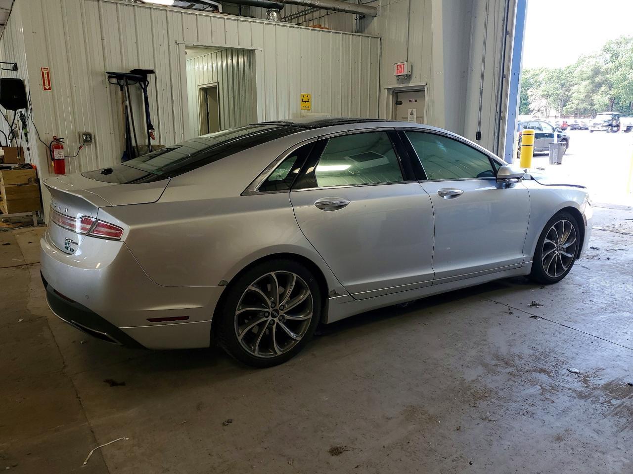 2017 Lincoln Mkz Reserve - zdjęcie 3