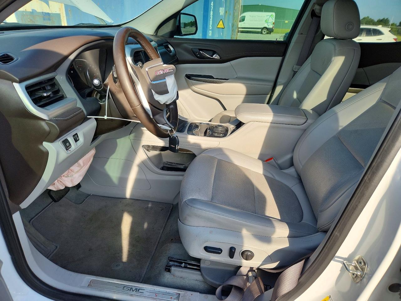 2023 GMC Acadia Slt - zdjęcie 7