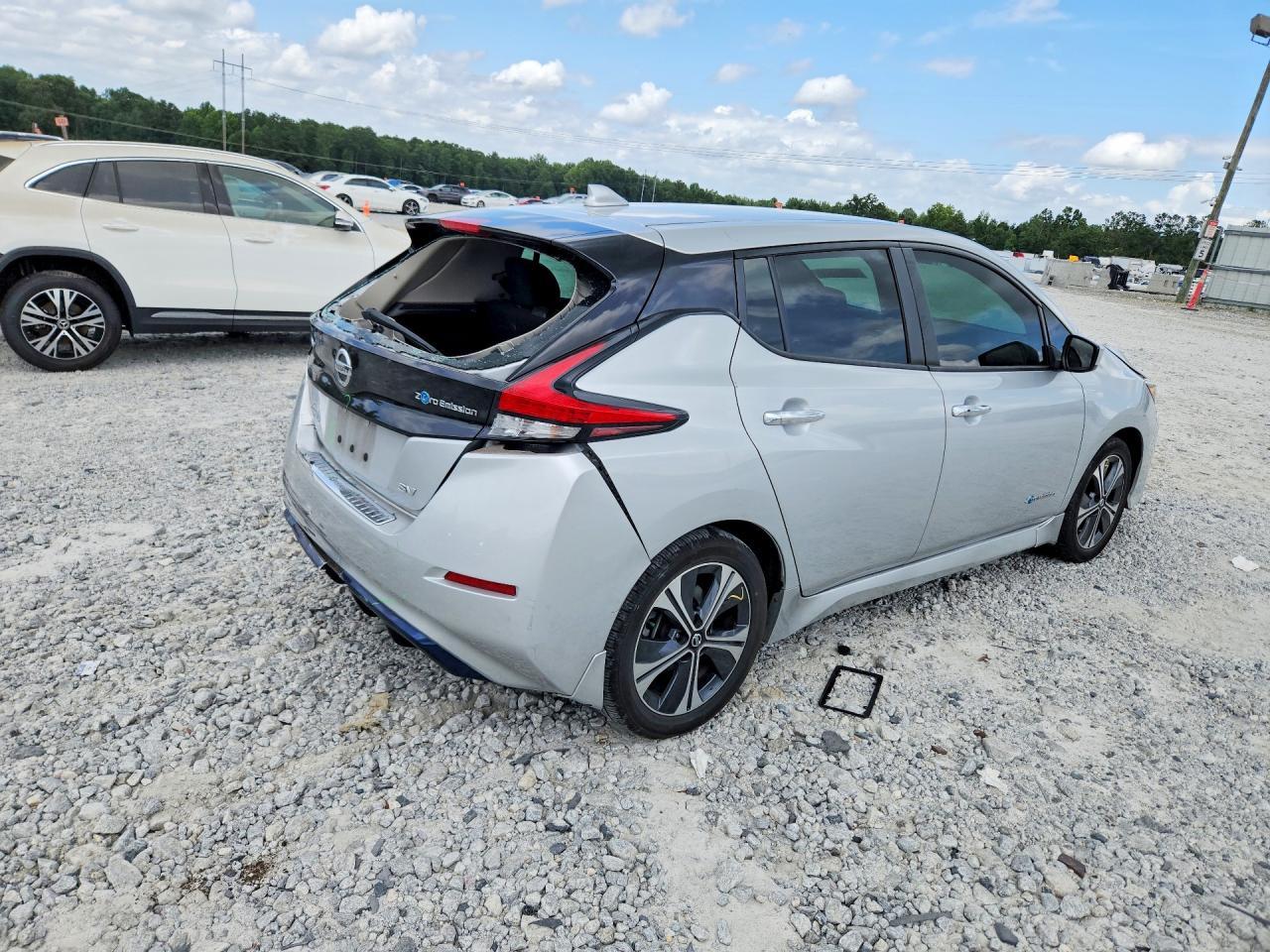 2018 Nissan Leaf Sv - zdjęcie 3