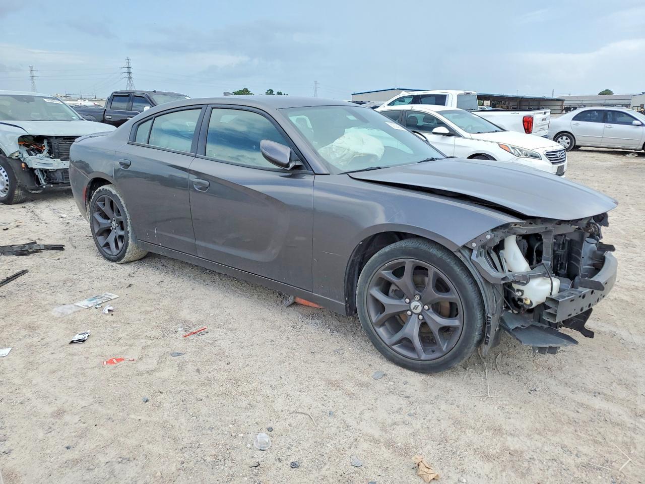 2019 Dodge Charger Sxt - zdjęcie 4