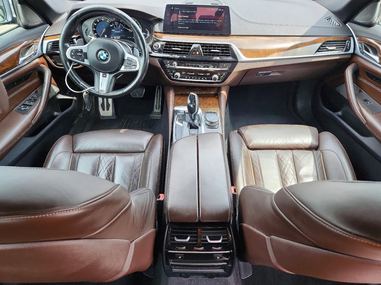 2018 BMW Seria 5 M550i - zdjęcie 8