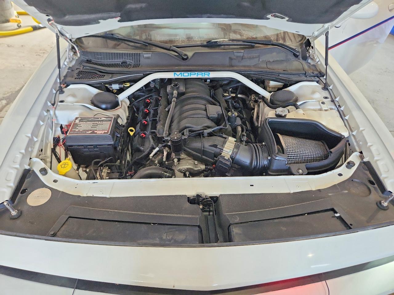 2014 Dodge Challenger R/T - zdjęcie 11