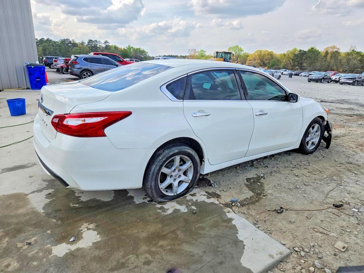 2017 Nissan Altima 2.5 S - zdjęcie 3