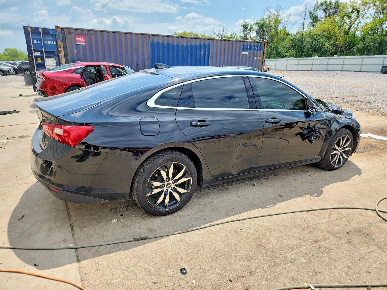 2017 Chevrolet Malibu Lt - zdjęcie 3