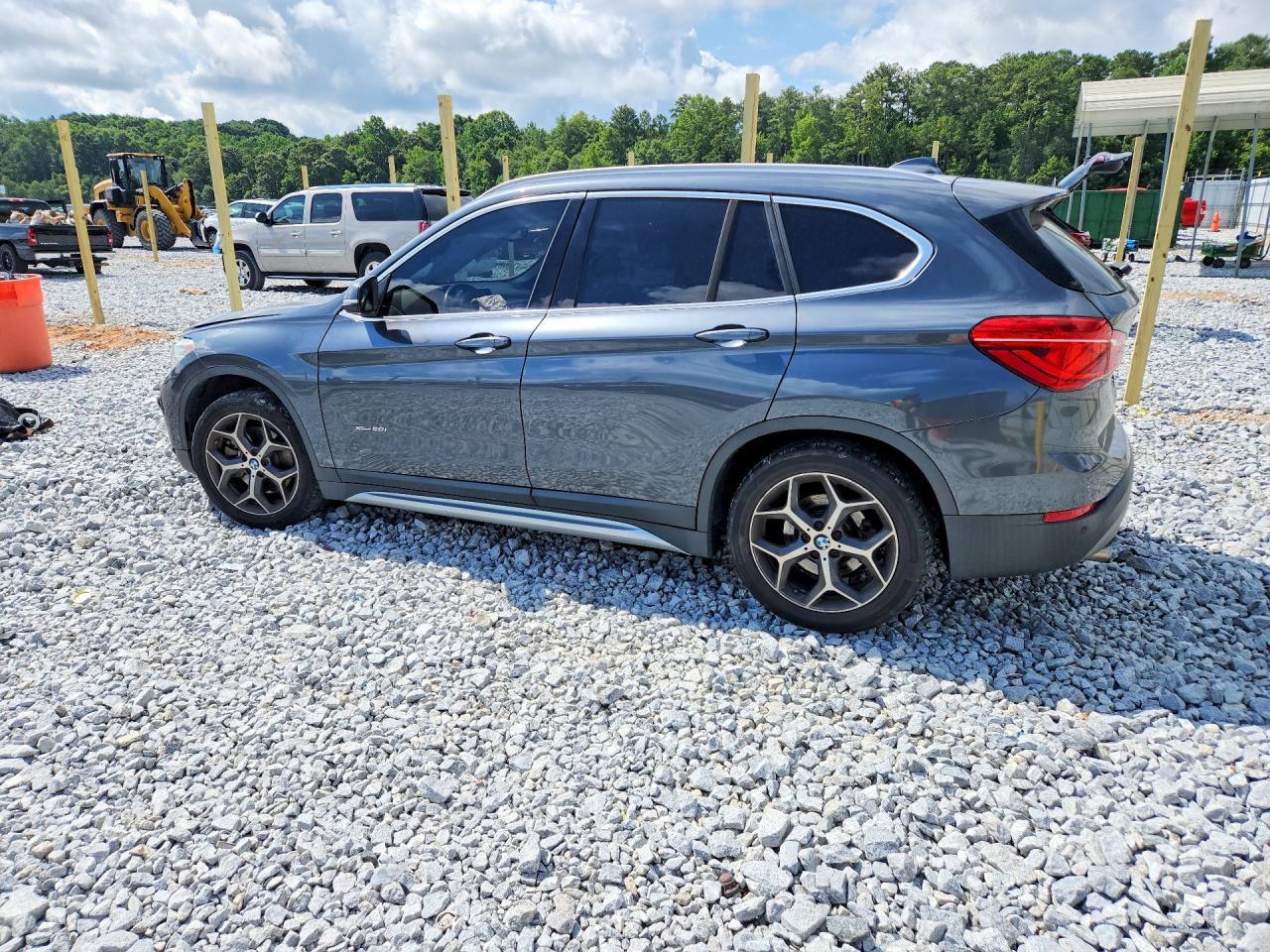2016 BMW X1 xDrive28I - zdjęcie 2