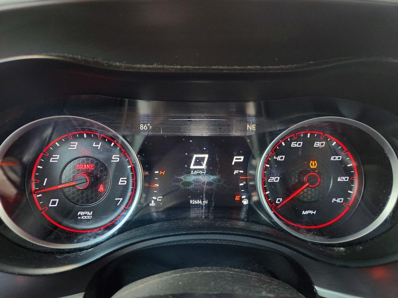 2022 Dodge Charger Sxt - zdjęcie 9