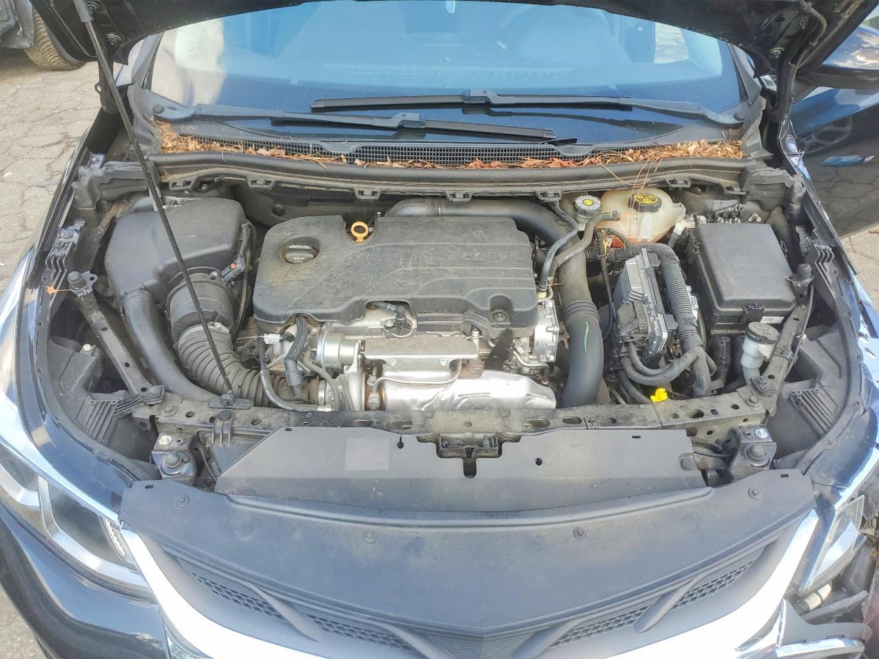 2019 Chevrolet Cruze Ls - zdjęcie 11