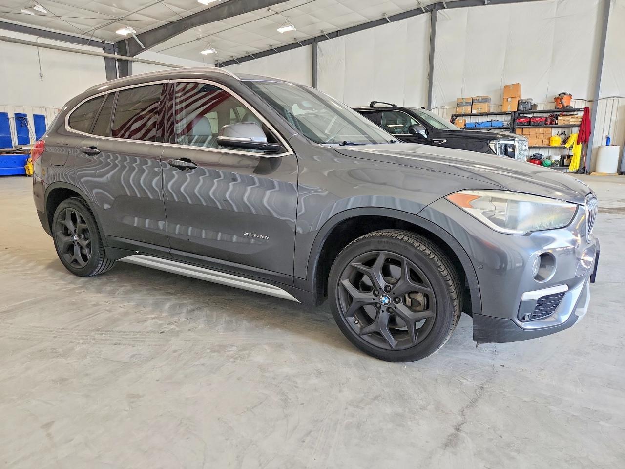 2016 BMW X1 xDrive28I - zdjęcie 4