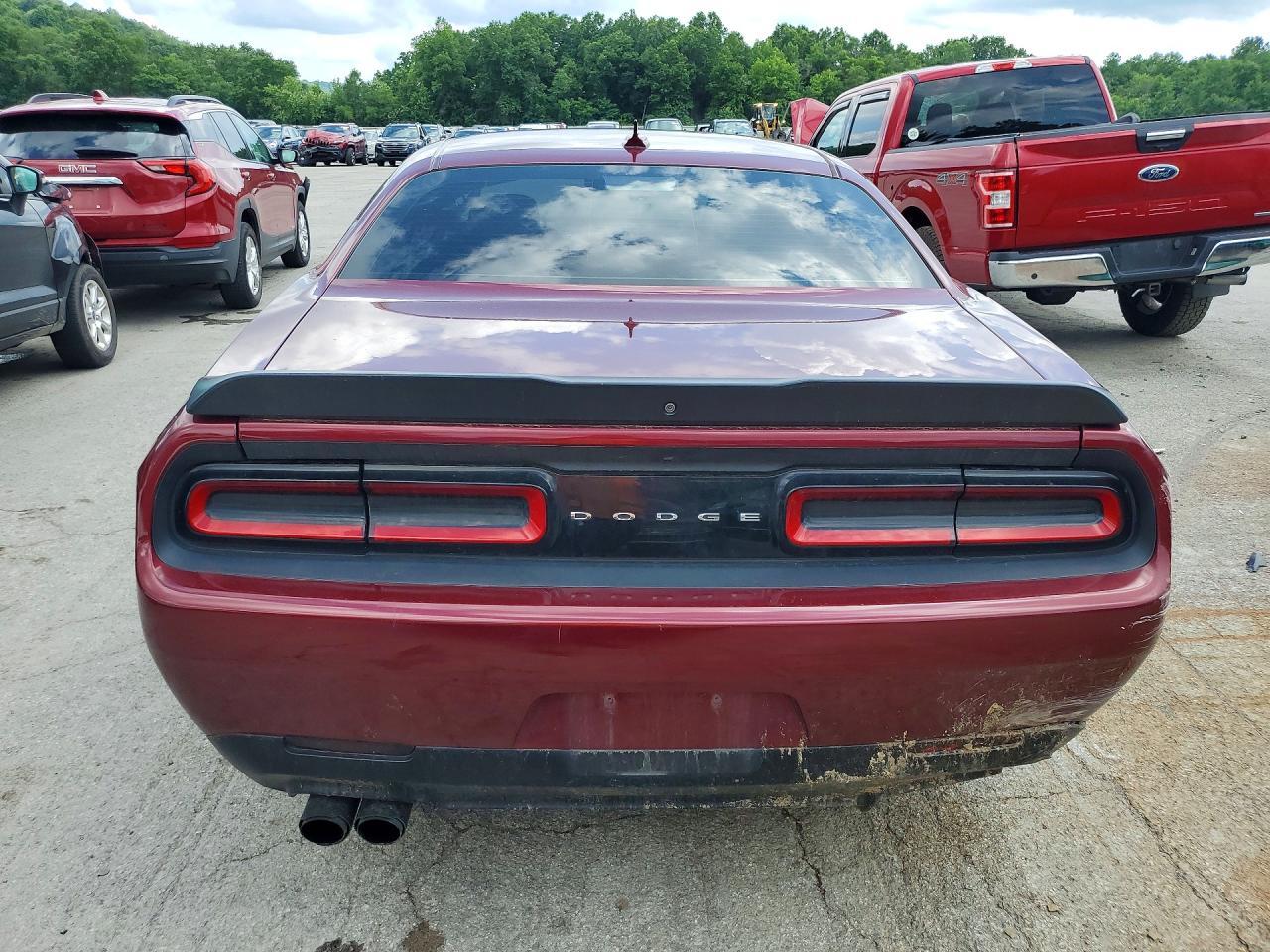 2017 Dodge Challenger R/T - zdjęcie 6
