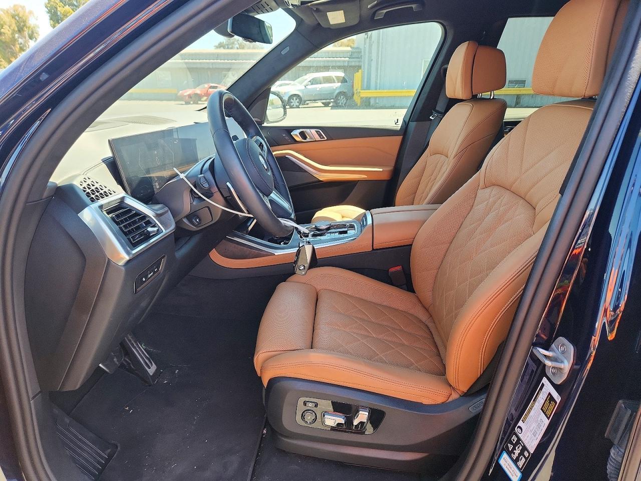 2026 BMW X7 xDrive40I - zdjęcie 7