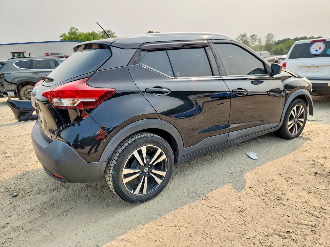 2019 Nissan Kicks Sv - zdjęcie 3