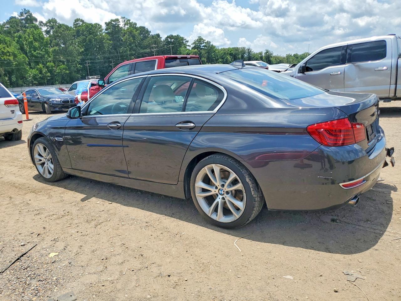 2015 BMW 535 I - zdjęcie 2