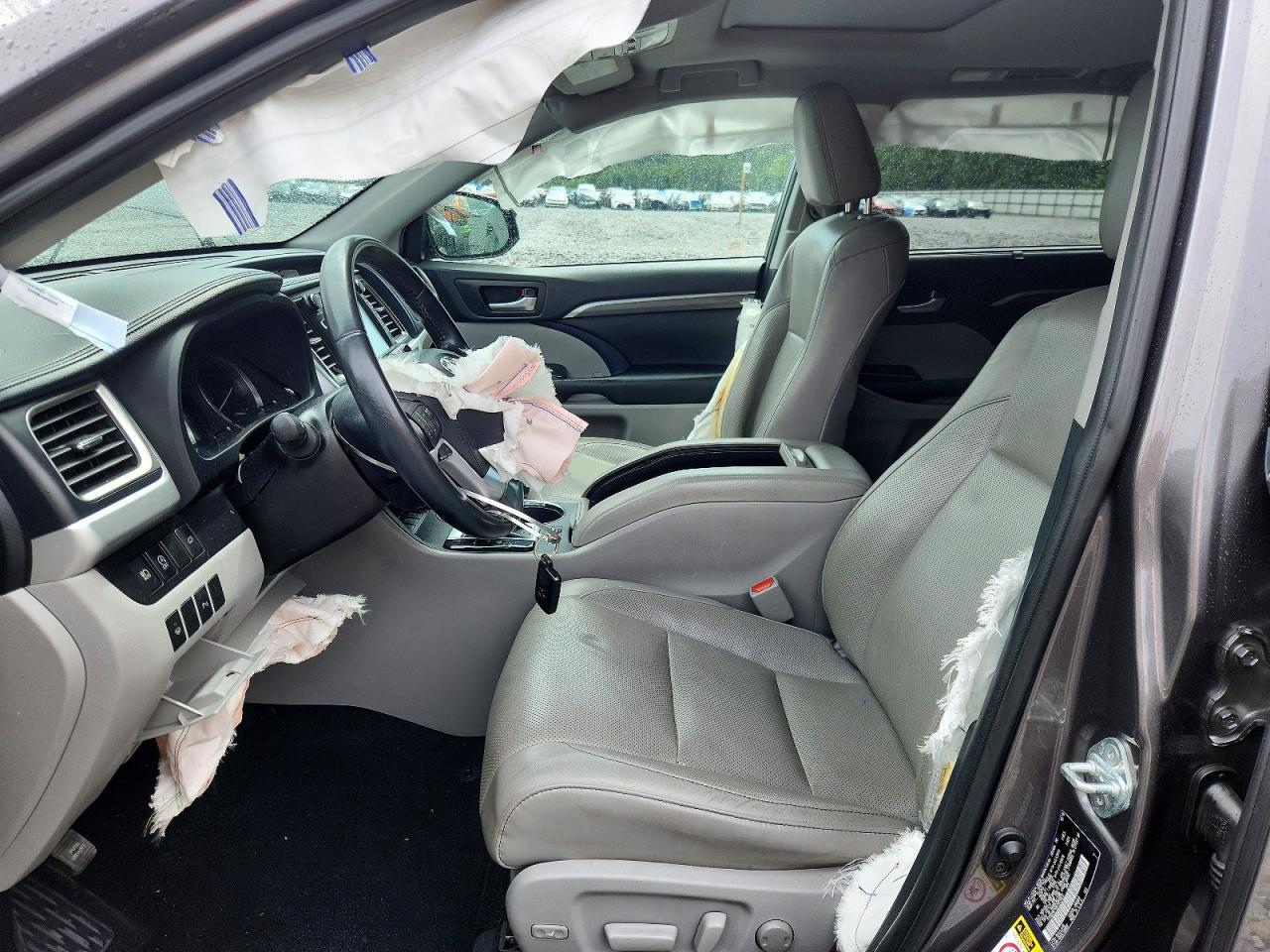2019 Toyota Highlander Limited - zdjęcie 7