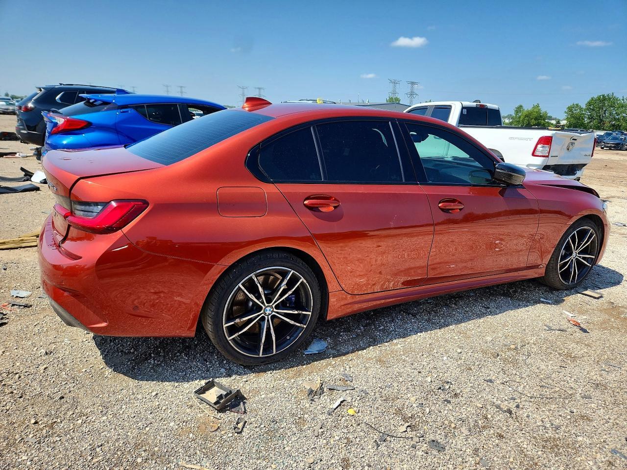 2021 BMW 330Xe - zdjęcie 3