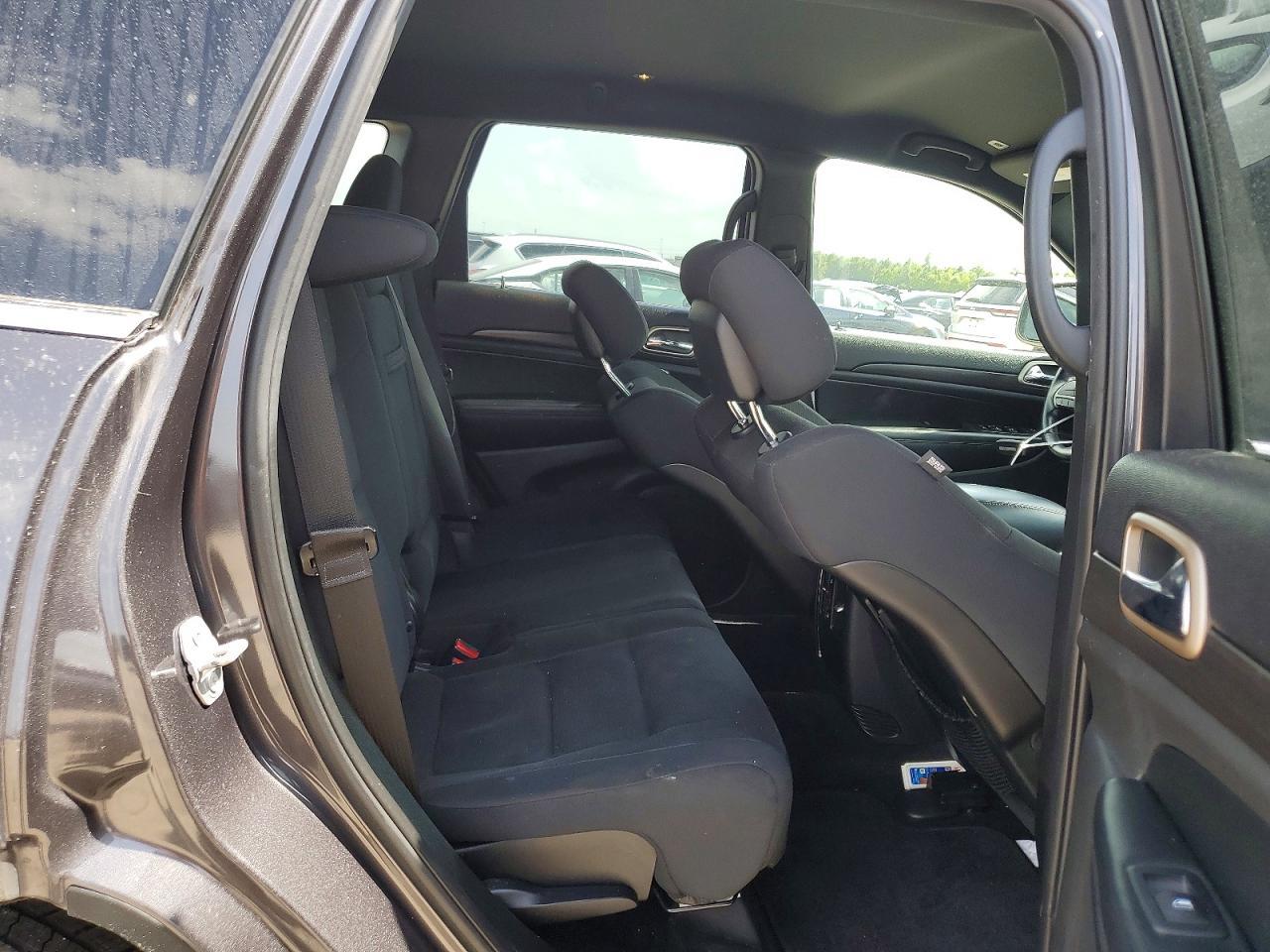 2017 Jeep Grand Cherokee Laredo - zdjęcie 11