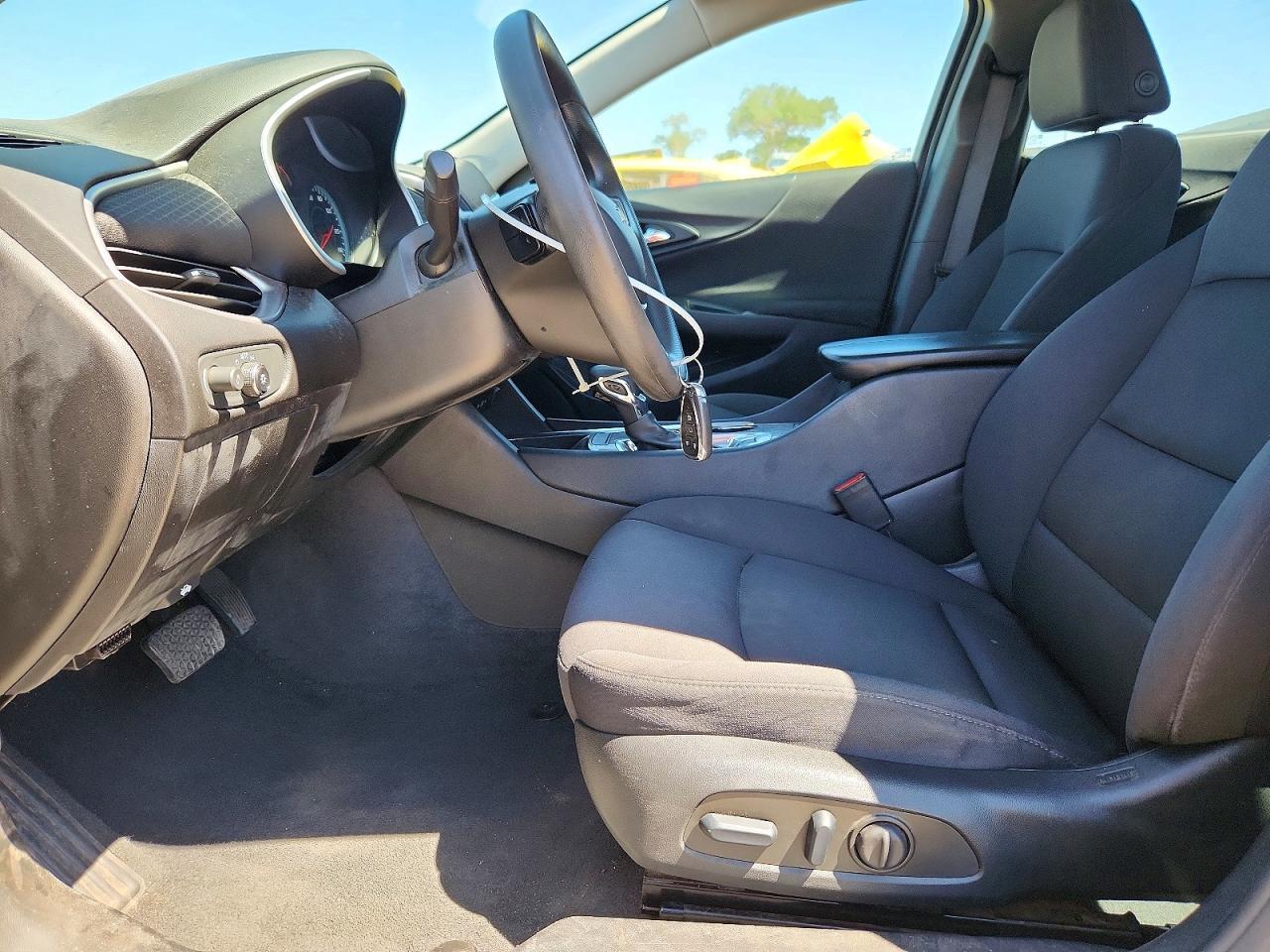 2023 Chevrolet Malibu Lt - zdjęcie 7
