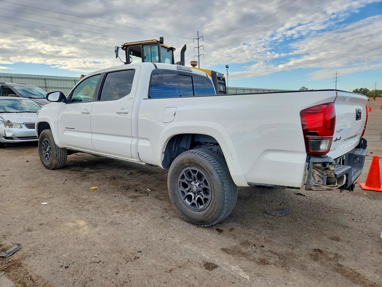 2018 Toyota Tacoma Sr5 V6 - zdjęcie 2
