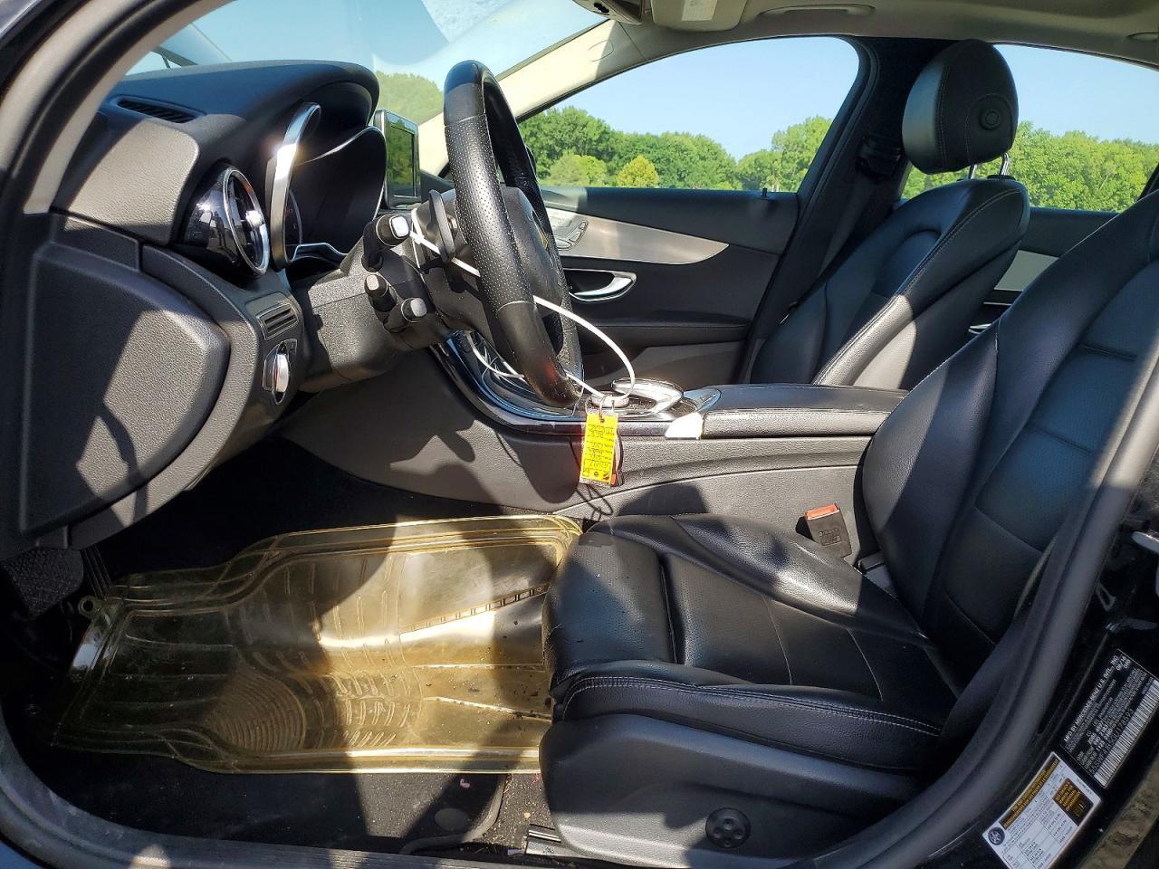 2016 Mercedes-Benz C 300 - zdjęcie 7