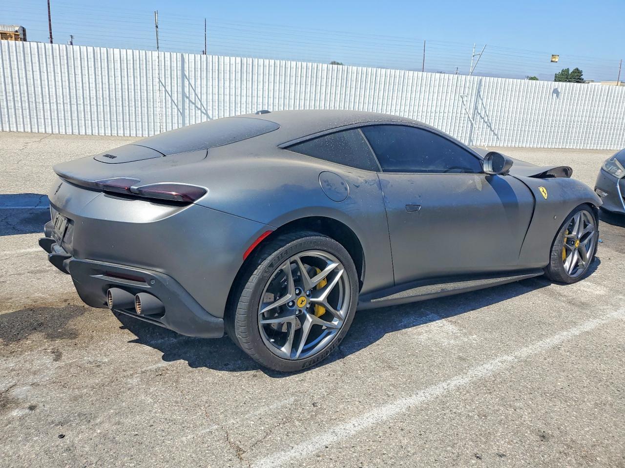 2022 Ferrari Roma - zdjęcie 3