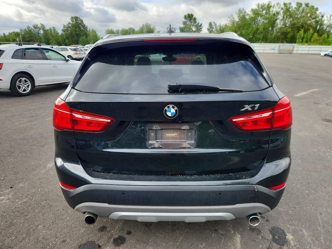 2016 BMW X1 xDrive28I - zdjęcie 6