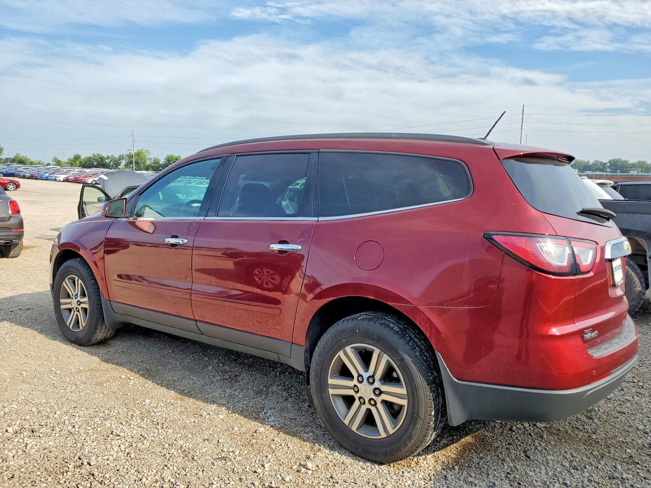 2015 Chevrolet Traverse Lt - zdjęcie 2