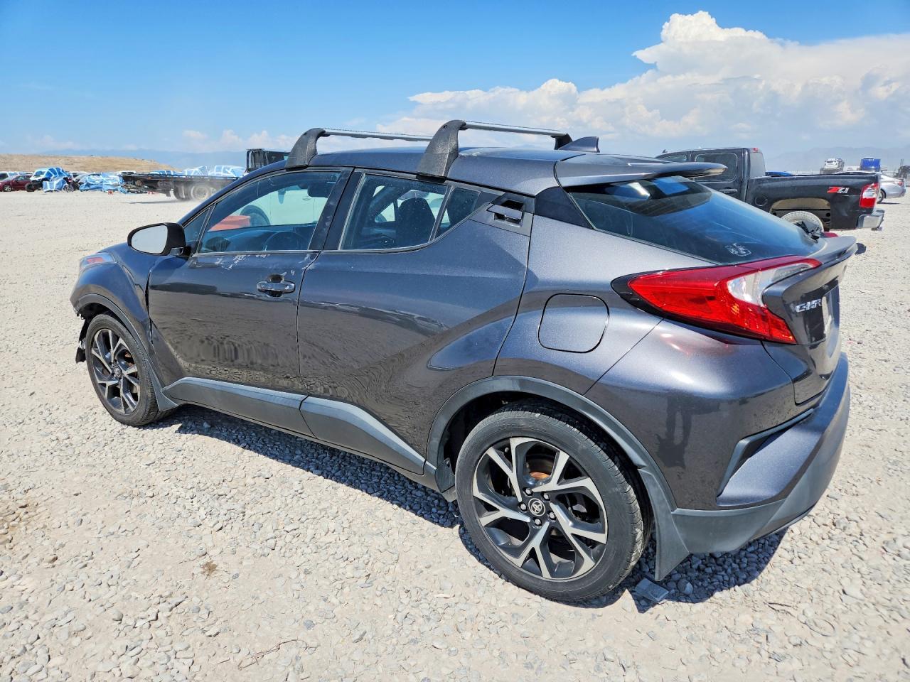 2018 Toyota C-Hr Xle Premium - zdjęcie 2