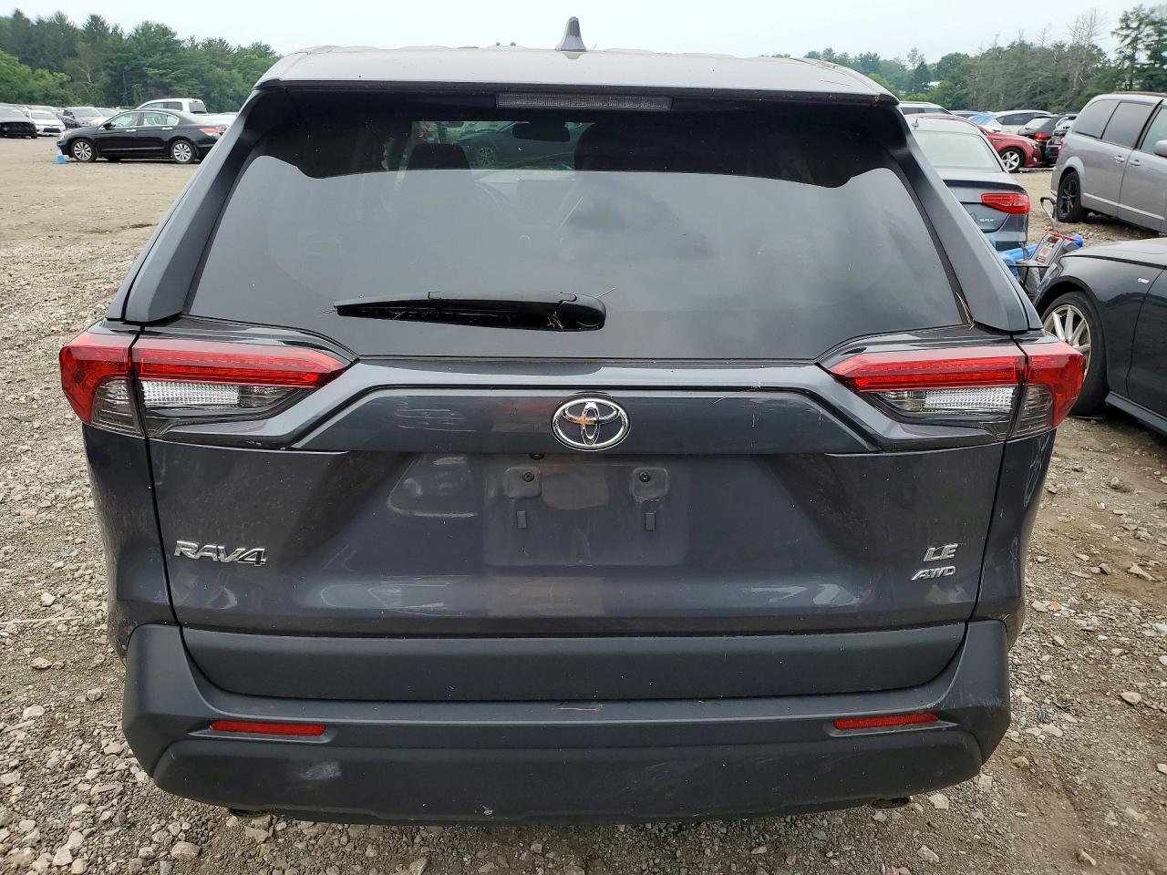 2025 Toyota Rav4 Le - zdjęcie 6