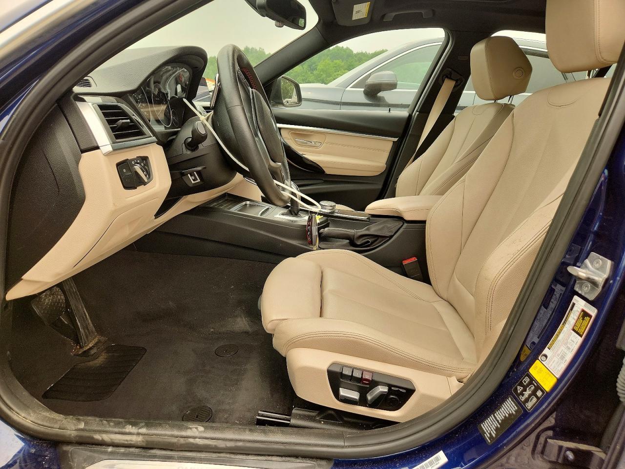 2017 BMW Seria 3 330i - zdjęcie 7