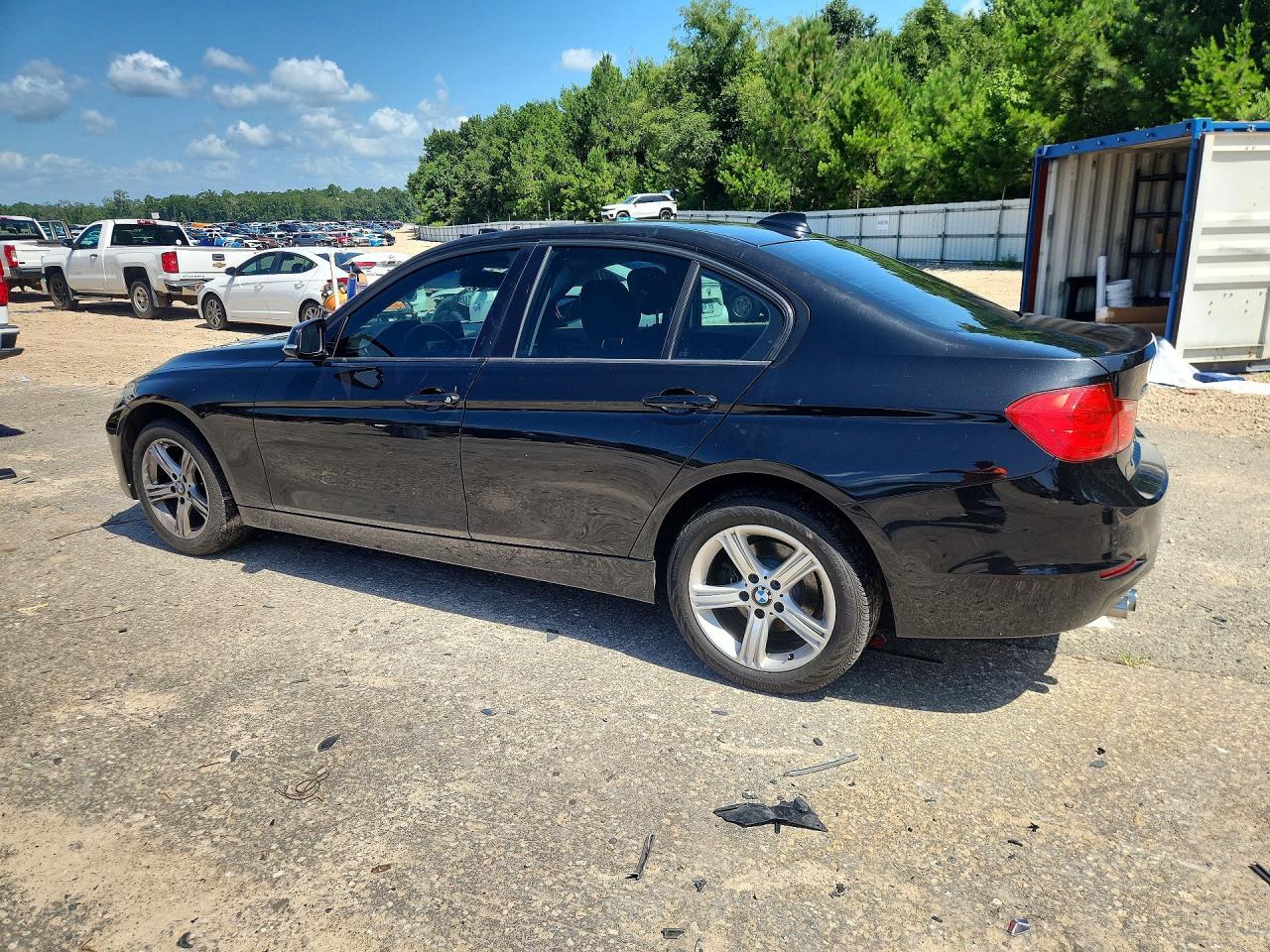 2015 BMW Seria 3 328i - zdjęcie 2